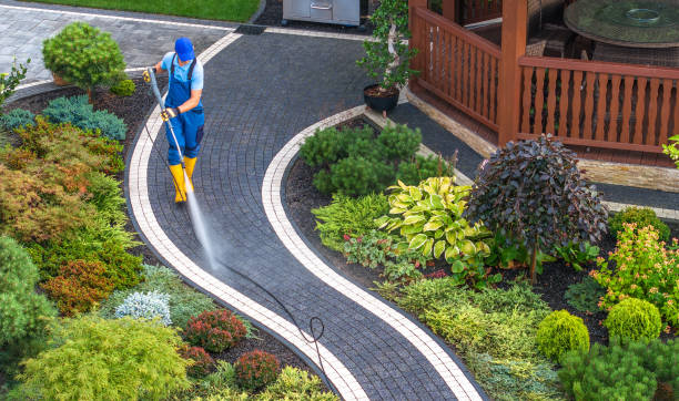 Best Fence Pressure Washing  in Fredonia, KS